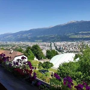 alpendohle-hungerburg-really-unique.innsbruckaustriahotels.com/
